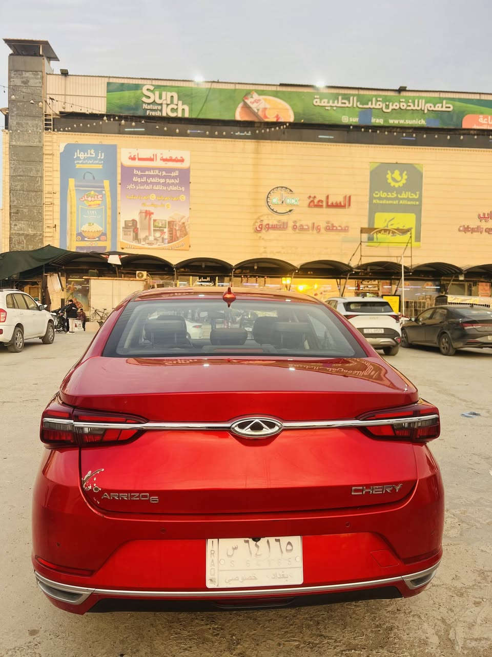 السلام عليكم
شيري اريزو 6 موديل 2022
فول موااصفات 
هاي فئة الفول شباب 
ماشيه 60 الف 
المواصفات : 
حجم المحرك ١٥٠٠ تيربو 
كير اوتو ماتيك ٨ نمر 
فتحه سقف 
٨ ابرباك 
سلايد روف 
حساس خلفي 
لايت ليد 
كشاف ليد 
بك لايت ليد 
ويل ١٧ 
مفتاح التشغيل بصمه 
شاشه كبيرة 
كاميرا دوارة 
٤ كامرات ٣٦٠ درجه 
انارة داخليه ليد 
كشنات جلد 
كروز سرعه 
اوضاع قيادة ٢ نورمل وسبورت 
تبريد لمس 
تشغيل عن بعد 
تبريد قطعتين 
هاند بريك بصمه 
مرايه كهرب
نضام مانع انزلاق 
رقم بغداد بأسمي  
مكاني بغداد 
السعر 110 ورقه 
***********
