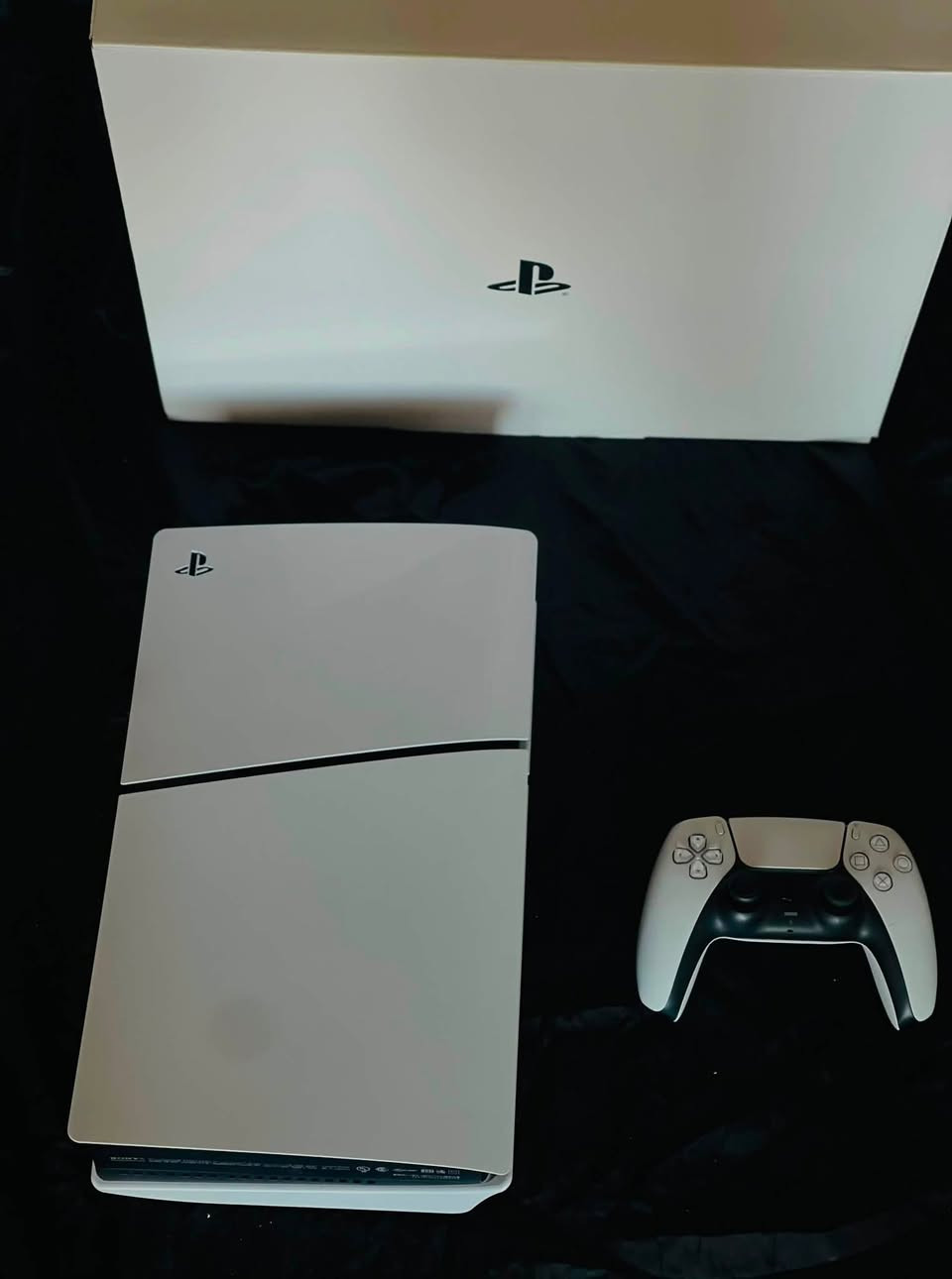 🎮 للبيع PlayStation 5 إصدار السِلم 

✅ نظيف جدًا واستعمال شخصي

💯 الجهاز نضيف كانو هسه فاتحه من الكارتونه ولجوستك ماله بعد انضف 

ملحقاته كارتونه وجوستك وكيبلات الاصليه
 
مع فيفا 24📀

تجي تفحص وتقتنع وانطيك بيه ضمان هم 

💰 السعر: (775)
📍 الموقع: (بغداد النهروان)

📩 للاستفسار أو الحجز راسلني على الخاص.

متوفر واتساب ***********

متوفر توصيل داخل بغداد فقط
