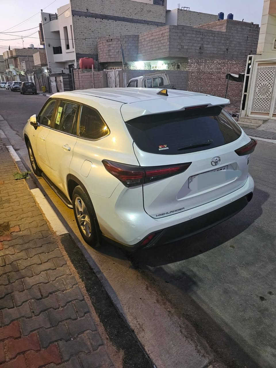 هايلاندر ٢٠٢٥ ماشيه ١٢ الف
وكالة عبد الطيف جميل  مكفوله كلش جديده ***********

السعر ٣٢٥ بيها مجال
