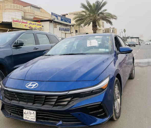 ماشيه ٢٠ ميل 

بعدها بترابها 

لون مميز شاشة دجيتل 

داخل رصاصي 

بنيد كبس‼️

ايرباكات سليمة 

ليبل واحد شبرين صبغ بلجاملغ والبنيد والدوسة

وبارد بقبق الجنطة فقط !!!

لا دواخل لا ايرباكات لا شواصي لا لغود لا رصعات لا شخوط كله مكفول سونار 

السيارة مابيها اي قطعة تبديل كله بلادي 

مواصفات عادية se 

سيارة بعدها لوك كلشي ممبدل وملعوب بيها ليبلاتها كلهن موجودات 

فقط جاملغ وبنيد رجعن حار ونصبغن وقبغ جنطة تعدل شوية 

السعر 150$$$

السيارة مكفولة مكاني بغداد الشعب الاسواق المركزية بدون رقم ابيع 

رقمي للاستفسار 

***********
