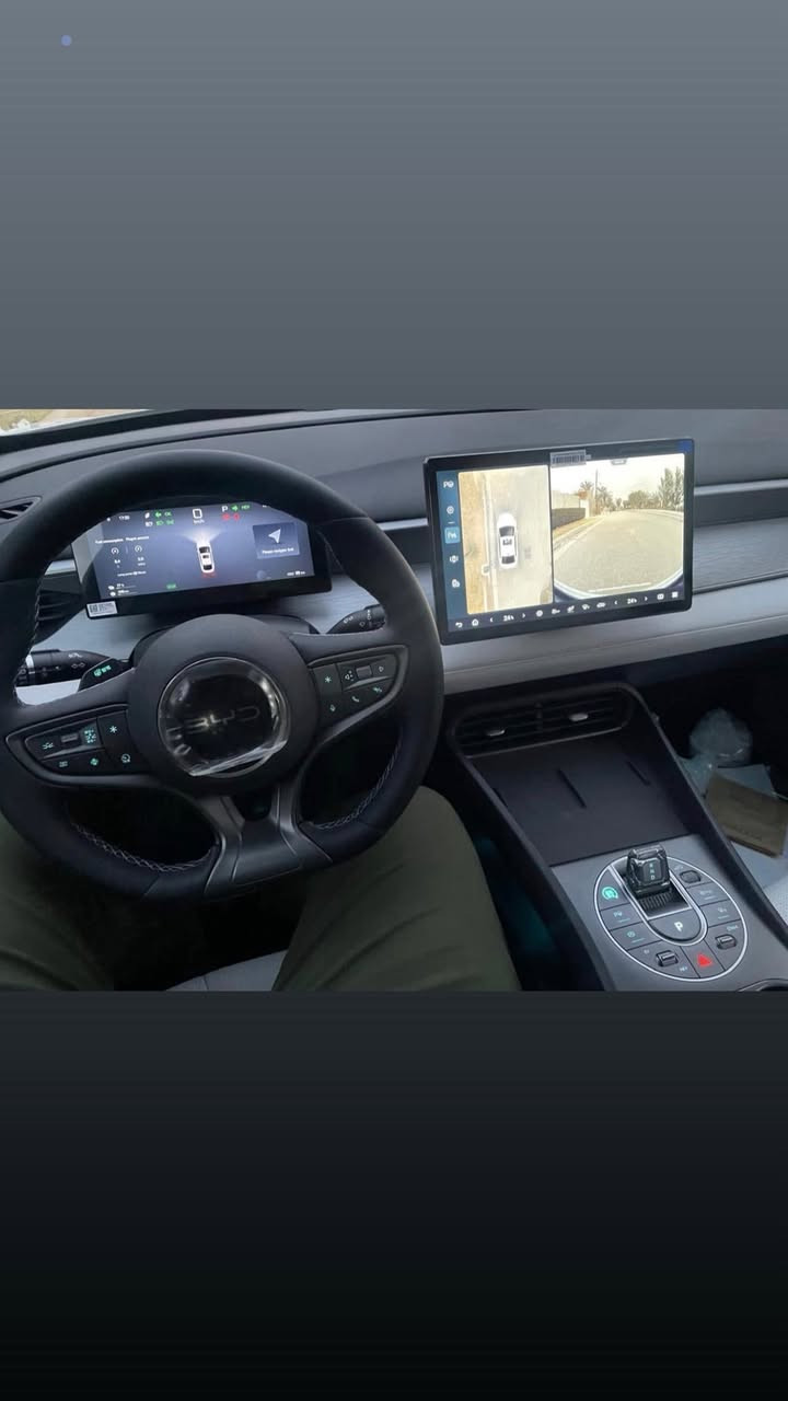 السلام عليكم
بيع مستعجل حيل  
BYD سيل 5
السعر ١١٠
فول مواصفات أعلى فئه 13 كامره وبصمه وفتحه وكشن كهرباء ركن تلقائي وكارت
كفاله عامه ماشية 14 الف
رقم بغداد بسمي شخصياً
مكان السياره بغداد/الدورة
اتصال ع رقم : ‭***********
