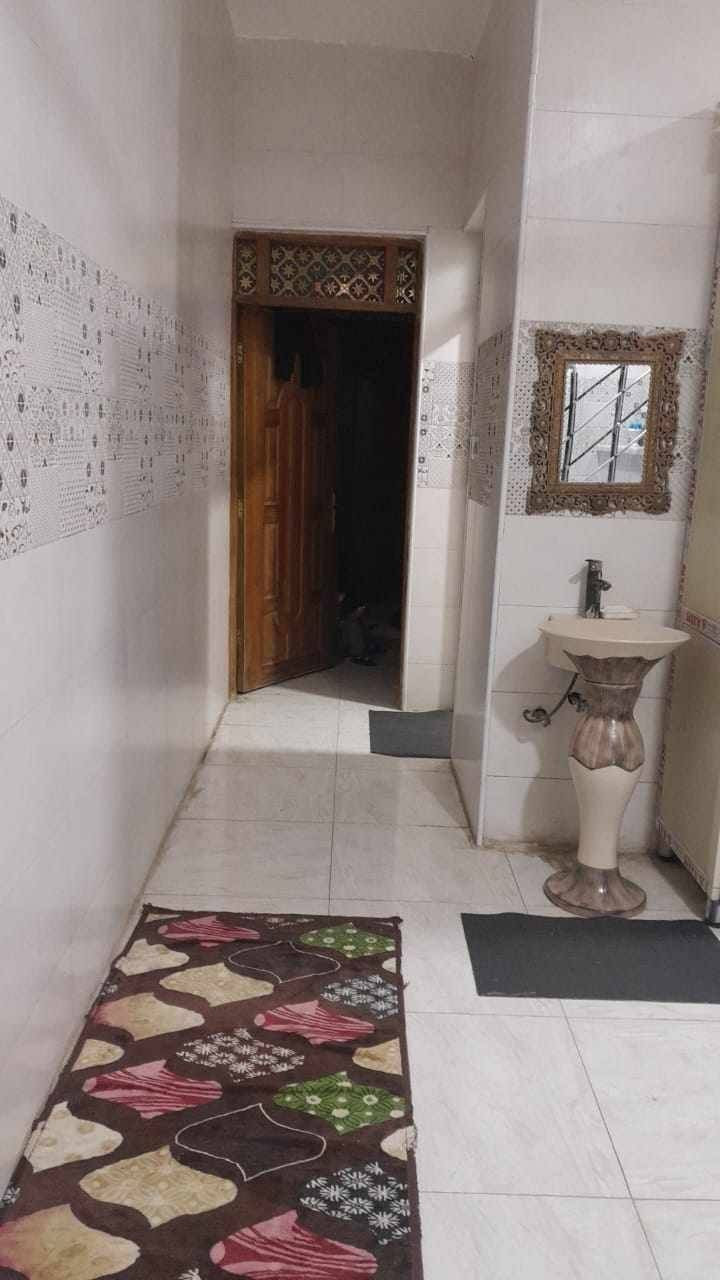 #يالله-توكلنا-ع-الله
بيت للبيع 100متر
طابق ونص 5×20 جمعيات

طابو صرف

الأولى ب 6 الاف خلف شارع20

 الطابق الأول
 استقبال ومطبخ وصاله وصحيات وغرفه
الطابق الثاني
غرفه وصاله وصحيات

سعره108وبيه مجال سعر مناسب 

الاتصال ع الارقام التاليه أو مراسلتنا عبره الواتساب 

***********
***********

#ملاحظه"لدينا جميع البيوت والقطع الأراضي بأسعار مناسبة 

#وجاهزين" لعرض عقاركم عندنا
