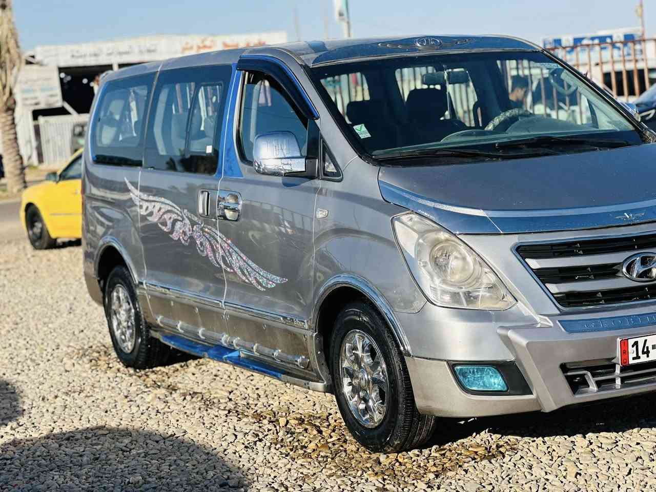 السلام عليكم. يوجد 2011 مسكر. رقم. بصره نكليزي تخم تاير. حداديه.   بيه قطعتين من كوريه فقط توجد في معرض سيد اكرم. الشرفي. مكان بابل الشوملي.  قرب السيطره الستفسار. ولاتصالً عله رقم التالي *********** سيد حسن الشرفي.
