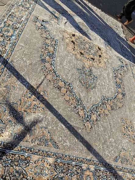 للبيع حي الشهداء 
***********
***********
