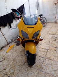 للبيع فورزا 06 جاهزة مكان بغداد البلديات السعر 450 وبيها مجال 07804341...