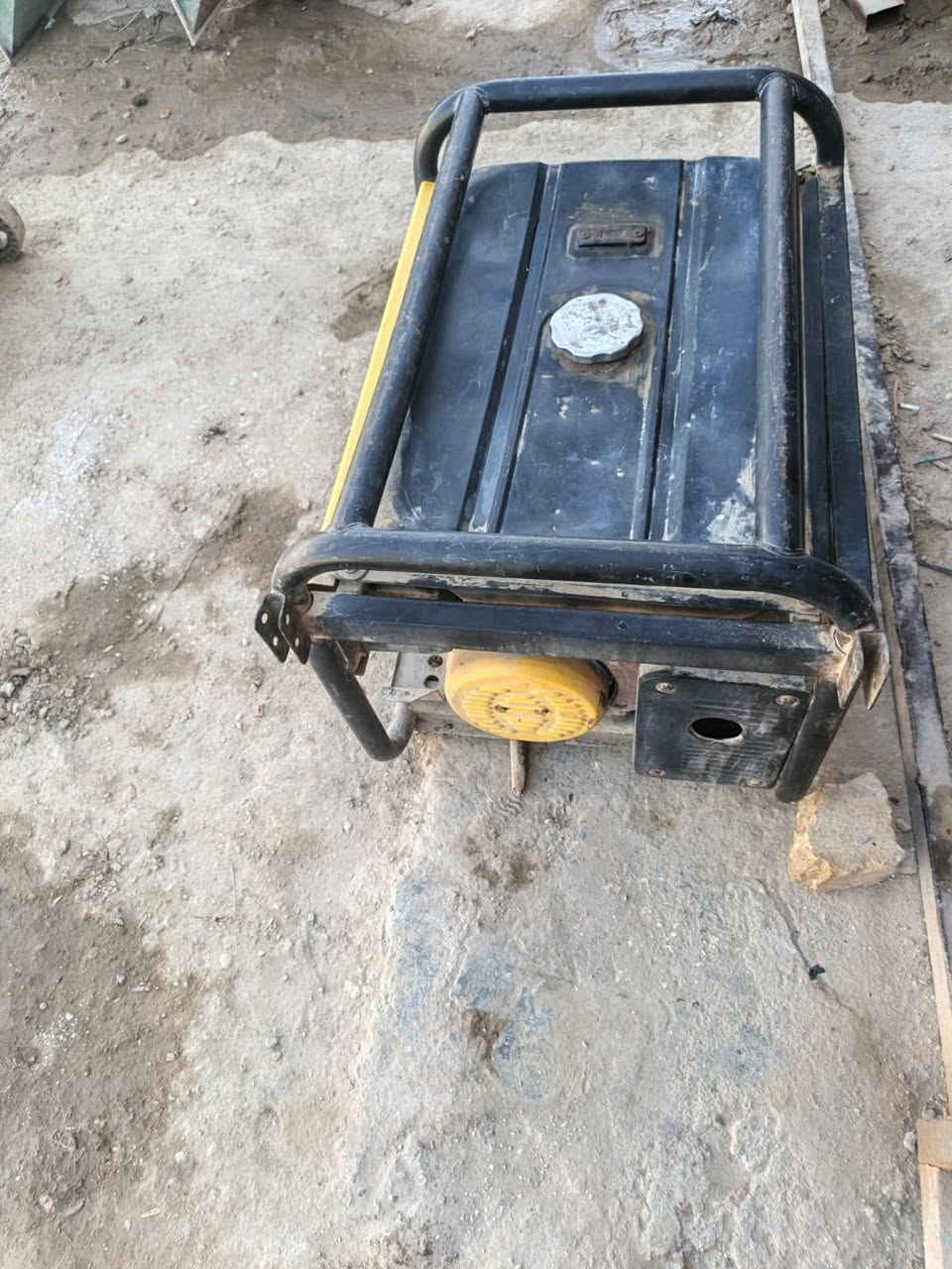 السلام عليكم مولده كبيره للبيع فول مواصفات كلشي بيها جديد تجي تفحص كدامك عينك سعرها 250 وبيها مجال للأستفسار الأتصال علئ الرقم
***********
