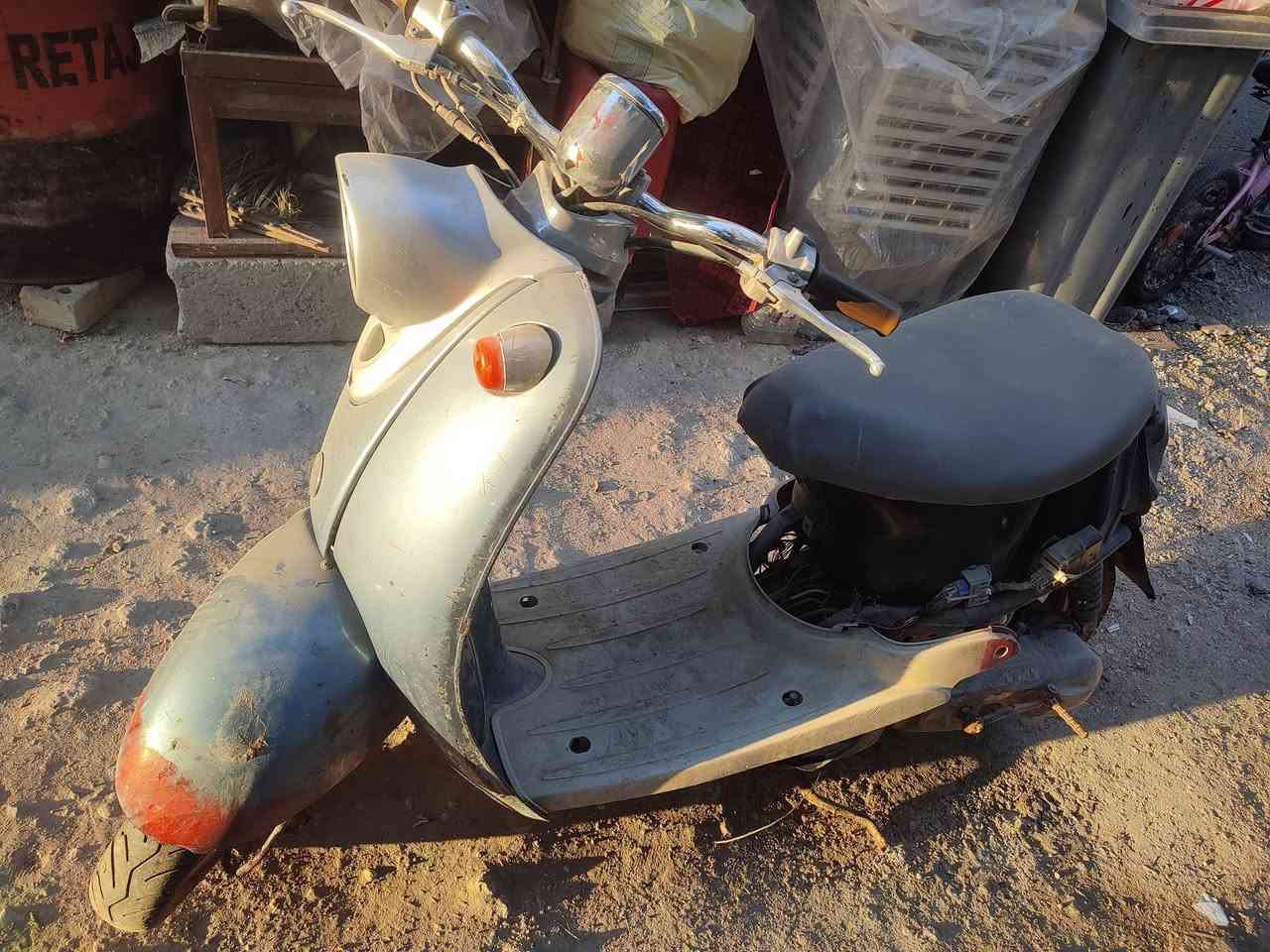 دراجة عبد الحليم عطلانه قيم وراسني


**إذا كنت صاحب هذا الإعلان وتريد حذفه لأي سبب، رجاءا أرسل رسالة إلى الدعم الفني**