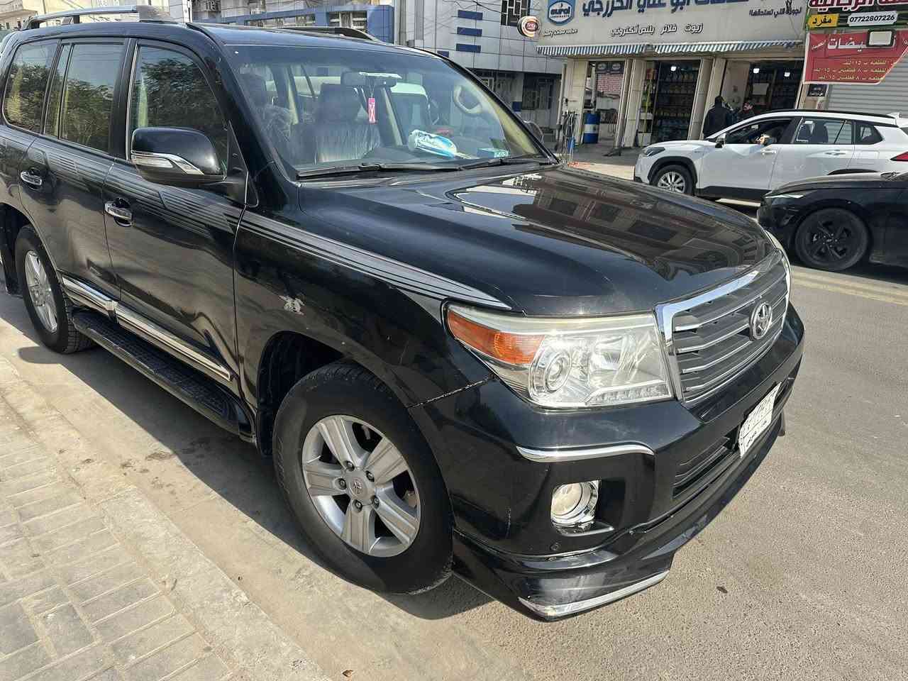 السلام عليكم
للبيع تيوتا لاندكروز موديل 2014 

رقم بغداد بأسمي 

مكينه 6 اسلندر

السعر 370 وبيهة مجال 

العنوان بغداد

***********
