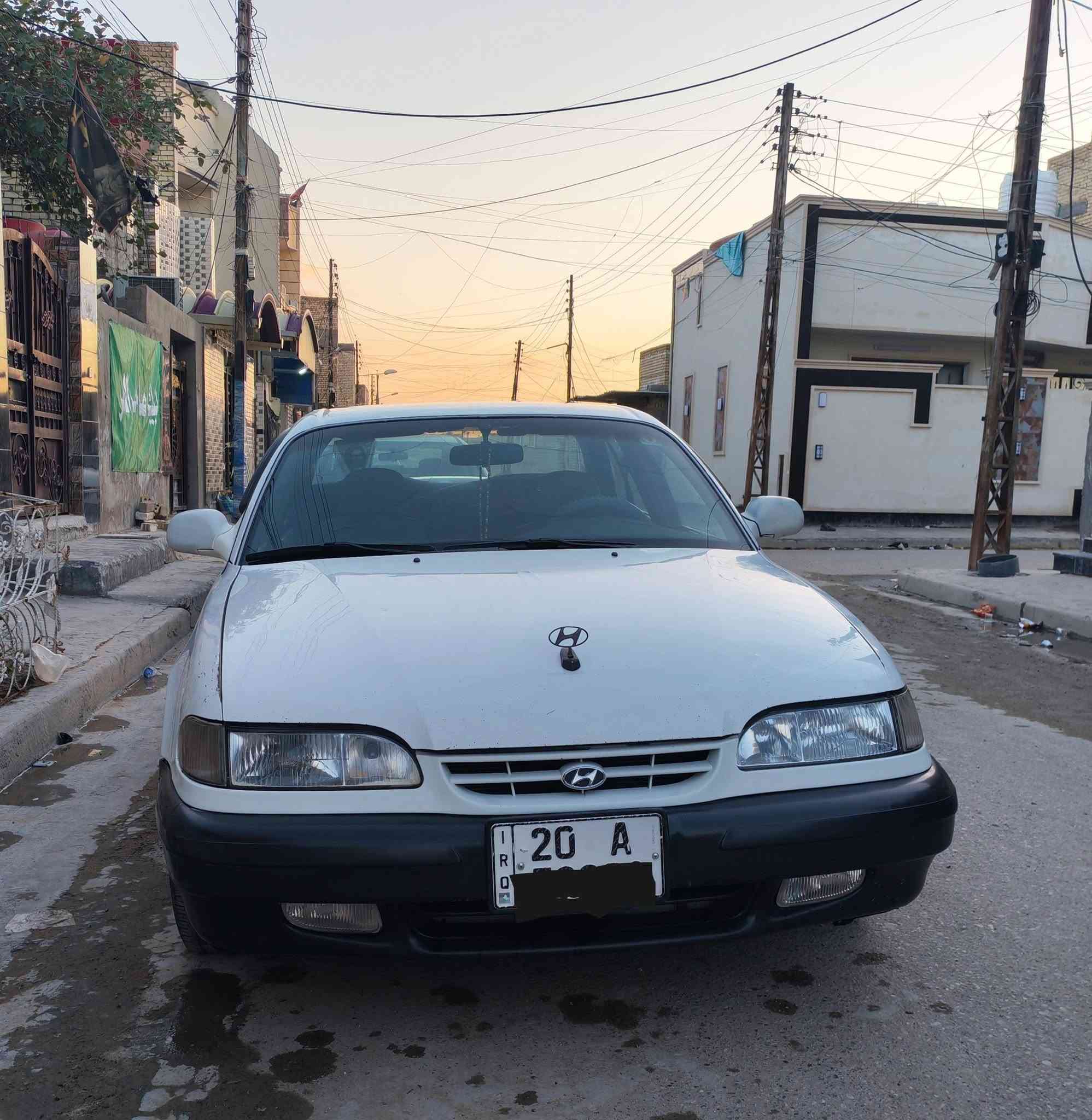 السلام عليكم اخوان عندي سوناتا تو مديل 1994 كير محرك خير من الله السياره شوفت عينكم نضيفه بواقع احلى من الصور عارضه 46ورقه وبيه مجال بسيط السياره بسمي
سنويه جديده مكان بغداد كفاءات العبيدي لتواصل ***********
