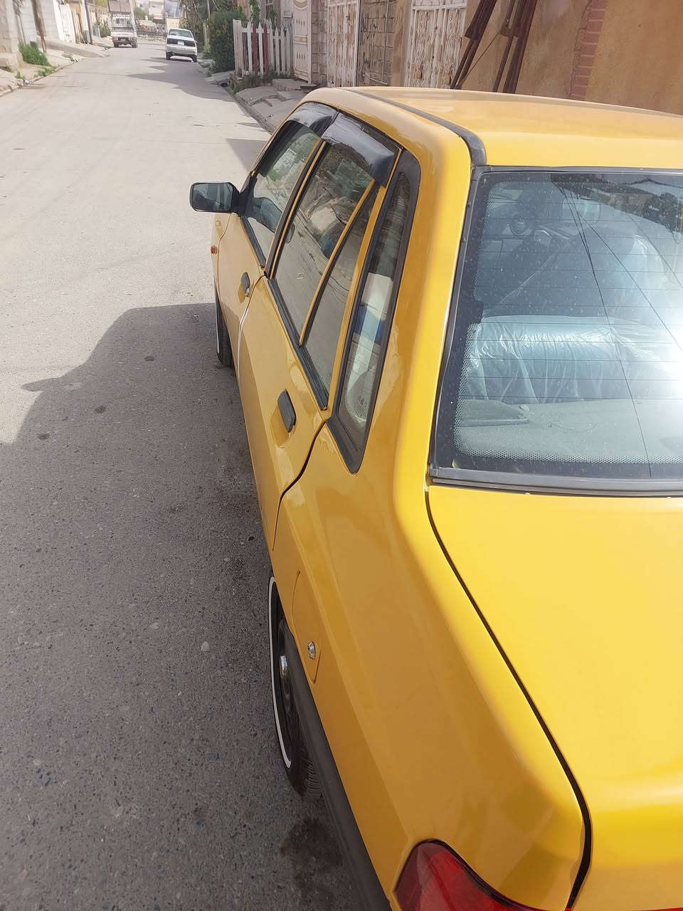 السلام عليكم سايبه 2012 سياره جير مكينه تخم تاير 14 تبريد ويسود رقم الماني بغداد شرط التحويل سياره احلى من الصور سياره جديده مثل ما بالصور واحلى السعر 
***********
