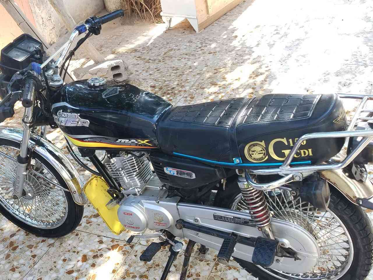 تايكرمديل٢٣ للبيع متوازي ع بيعتا أوراق مكاني عوفي قرب العلويه شريفه الشراي يتصل ***********
