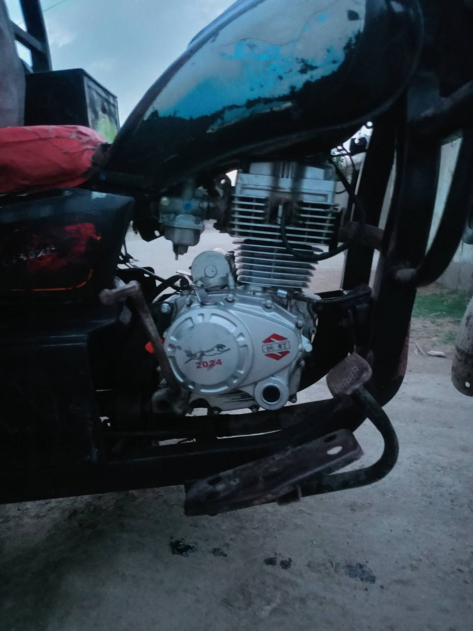 السلام عليكم ستوته جمره للبيع موديل 17كلك ضايه اوراقه اكفلك من سرقه محرك 24ستوته مال جناي والله خير من الله السعر 750وبيه مجال المكان بابل الحمزه الغربي اتصال *********** واتساب
