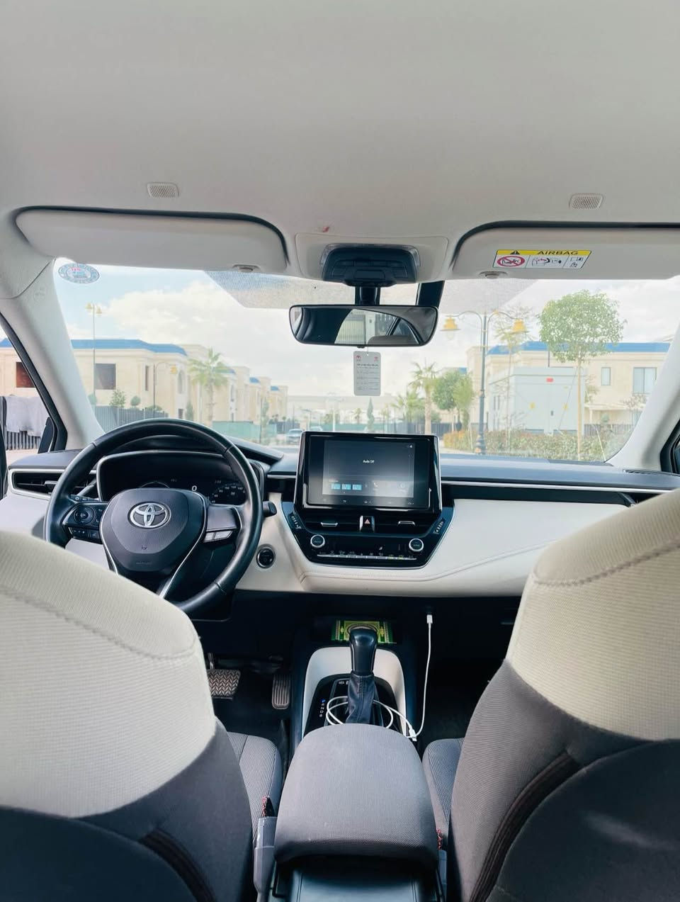 تیۆتاکرولا2024هايبرێد زەمان شەریکە جیهان 
سەیارەکە ناو دوڕەنگە برێک بەسمەو ئۆتۆ هۆڵدە  
سوکان ڤۆلیۆمە لایت پێشو پشت لیدە ئاوێنە کەرەباییە و شاشەوکامێرەیە واتە فولی شەریکەیە بەس بەبێ سلایدە 
سەیارەکە بێسبوغە بێتەعدیلە بێتەقەو ڕەقە یەکدەستە لەسفڕیەوەلەدەست خۆمانە هەموسێرڤزەکانی لەشەریکە کراوە ماڵی دۆستە 
سەیارەکە ڕەقەم هەولێرە و لەهەولێرە سێوەرەقە غەرامەی لەسەرە لەپاشی مەعامەلە ڕەت دەکرێتەوە 
70هەزار کم ڕۆشتوە 
سەنەوی هەتا 2029یە 
نرخی 178وەرەقەو مەچال ئەگەر موشتەرینی بێزارمان مەکە لەگەڵ ڕێز 
ژمارە مۆبایل *********** أربيل, العراق
