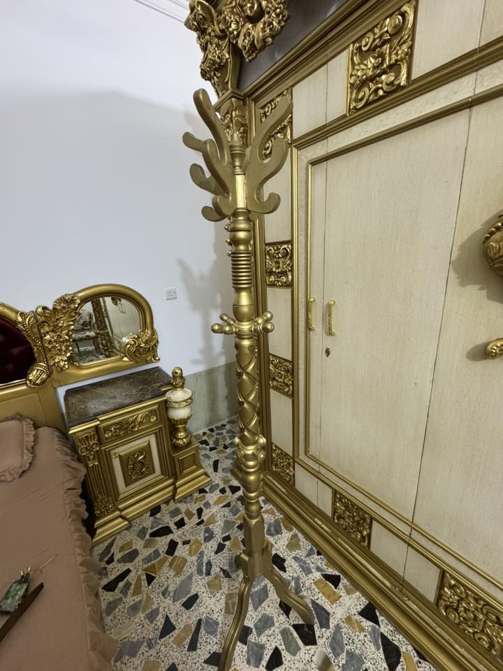 غرفه نوم مصريه مستخدمة للبيع 
السعر ٣ مليون

بغداد
***********
