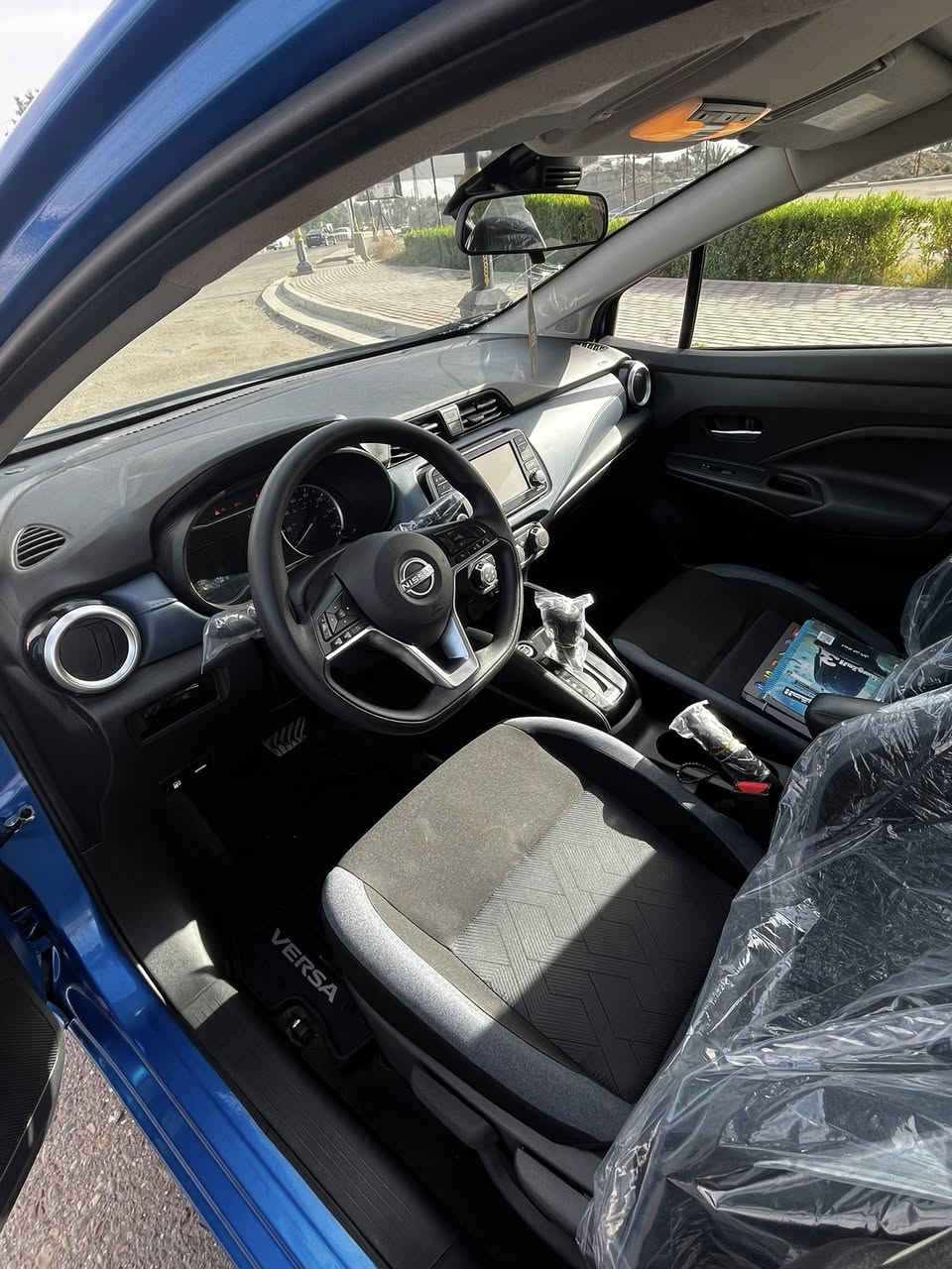 موديل (2024)SV 🖤
ضررها : تبديل جاملغ وتصليح مقدمة البنيد بدون ايرباك
ماشية 16 الف فقط

مواصفات — 
 🏁 رادار امامي وخلفي - حساسات
🏁 مرايه اشارة
🏁 ويل كب كروم
🏁 شاشة عطلات
🏁 نقطة العمياء
🏁 شاشة كار بلي 
🏁 كامره
🏁 ويل كب
🏁 تحديد سرعه
🏁 تحديد مسار
🏁 نظام eco
🏁 نظام سبورت
 🏁سيارة بصمة 
العنوان / بغداد المشتل 
سعرها(115) وبيها مجال  
 بدون رقم 
للاتصال ***********
صور الحادث ورقم شاصي خاص 
ترقم جميع المحافظات
