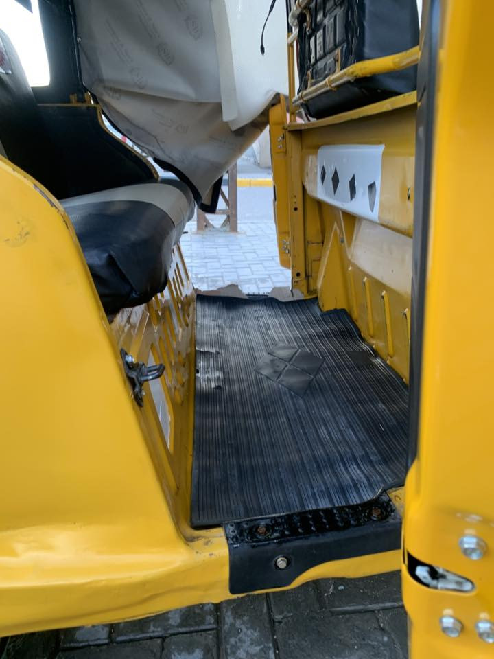 سلام عليكم مرخصت الادمن تكتك للبيع ابسمي مديل2019داخله2020 مكينه لا تبخير ولا تنقيص فاتح بيه بس ولفات وبستم بس جادر جديد تخم جديد دوشمه جديده شاير لايت زنون كهربايات كله شغاله سعر 50500وبي مجال لطيبين رجان المو شراي لا يعلق تعليق سلبي نتصل*********** البصره القبله
