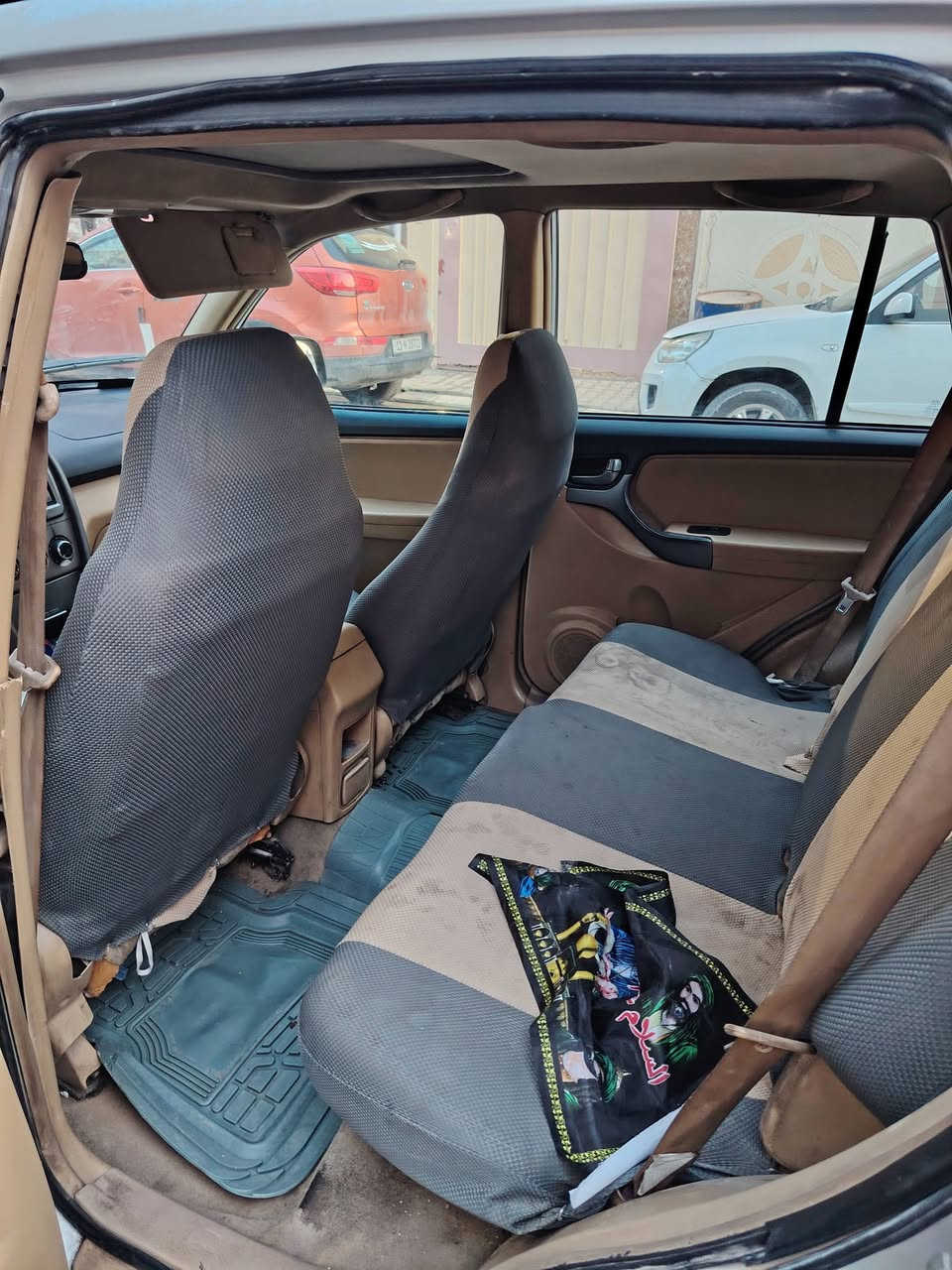 شيري تيكو مديل 2013
السيارة جاهزة
سستم سماعات ٤
صبغ فقط قطعتين جاملغ صوب السايق وجمالغ الخلفي
تبريد وتدفئة
غرفة نضيفة كلش وبيجي كامل من دوشمة وارضيات
منضومة كير جديدة
مكيناتها تخبل
كيرها نضيف
باتري جديد
حدادية نضيفة
رقم نجف الماني
مكانها نجف
مواصفاتها معروفة
سعرها ٤٩ وبيها مجال
رقم للتواصل + وتساب
***********
***********
