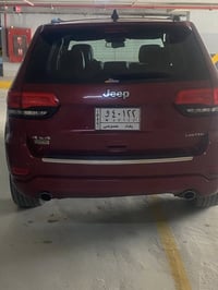 جيب شيروكي  ٢٠١٤ ليمتد فول مواصفات واحد على واحد  ماشيه ٣٠٠ كيلو السيا...