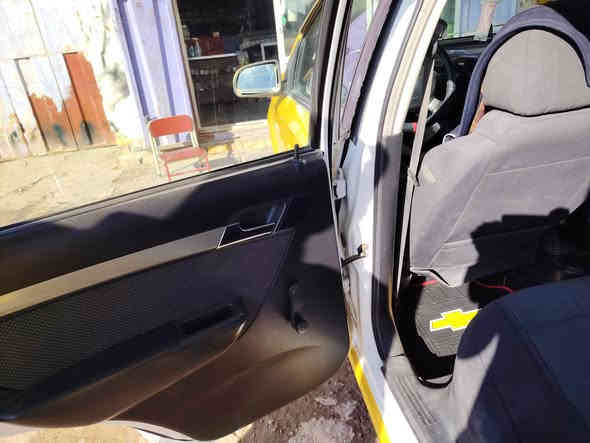 سلام عليكم سياره للبيع افيو وارد أمريكا مسكر اوتوماتيك كير مكينه خير من الله خط وبحث وغرامات مصفره سنويه 26 الشهر الثامن موديل 2009 حداديه خلفي وامامي جديد تبريد عوزه راديتر كهربائيات كله شغاله السعر 45وبيه مجال بسمي الاتصال ع الرقم *********** دوانيه عفك
