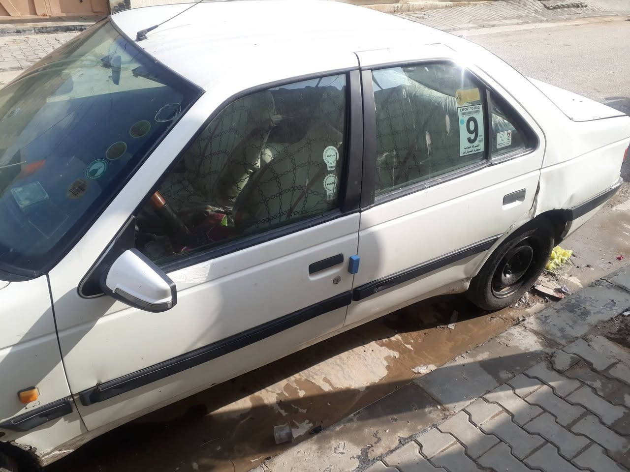 السلام عليكم بيجو 405 للبيع بيه خيط بخار ٢٠١٠ سنوية ساقطة ب٢٥ وبيه مجال مالكه نجف بيه ظربة خفيفة بالخلف 
***********
