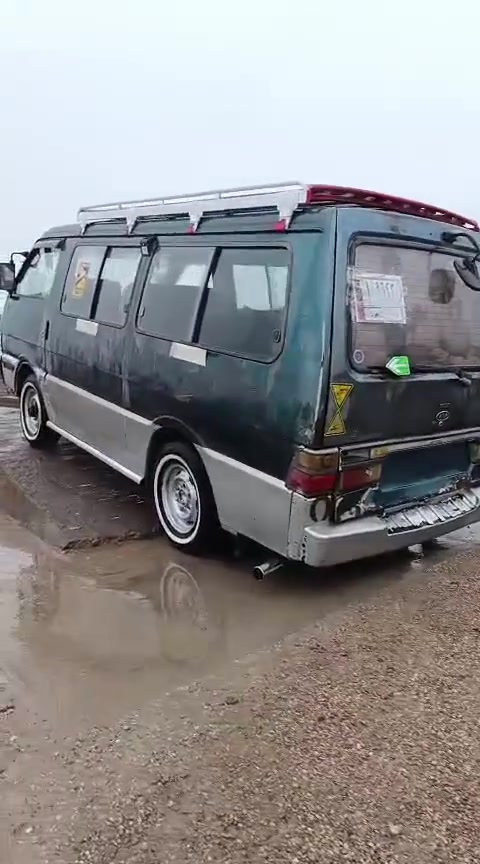 كيا بستا موديل ٩٥ للبيع رقم واسط أجره مكينه بيها هفت بخار كير النمره ٣ اتفلت تخم تاير جديد كهربائيات شغاله السعر ١٣
 بدون راعي كوم حديد اتعهد سرقه وعشائر مكاني كوت شارع النفط للإستفسار الاتصال على الرقم ***********
