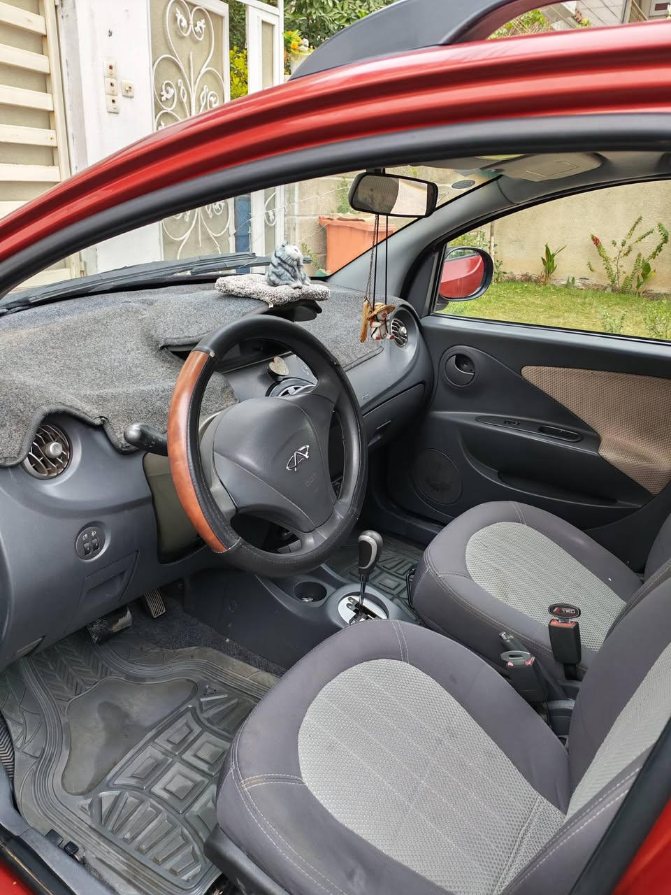 السلام عليكم شيري اكس وان موديل 14شاشه + كامره خلفيه سنويه لحد 27باسمي سعرها 50وبيها مجال مال بيت مكاني سيديه
 للبيع للاستفسار او اتصال ***********
