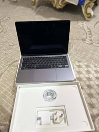 ماك بوك اير M1 • ٢٥٦ جيجا • ٨ جيجا رام