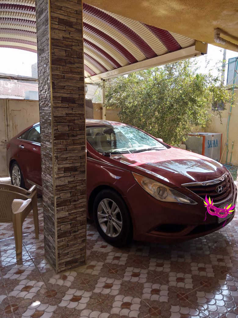 اليدور جديد هذا جديد وماكو سياره ماشيه أكثر منها سياره سوناتا 13 امريكي كلين تايتل بدون صبغ وتبديل وحادث ماشيه 70الف فقط رقم كركوك سنويه لغايه 28 مشروع وطني باسمي للعلم صوره امريكا من ضمن الصور  رقم بي واتساب *********** اتصل خاص ومنقصر وياك السعر 112 وبي مجال للتفاوض
