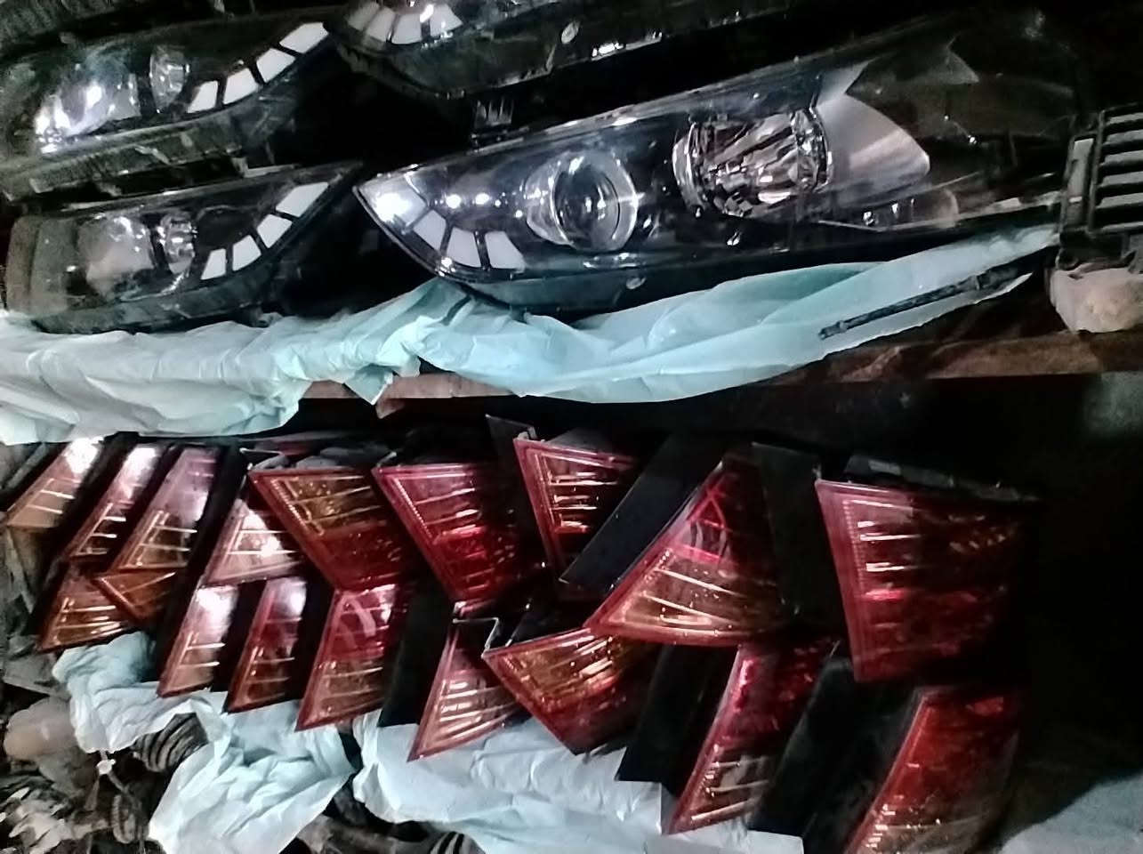 بك لايتات اوتيما نضافه فول مقفل سماوه *********** يوجد خدمه توصيل مراسله خاص
