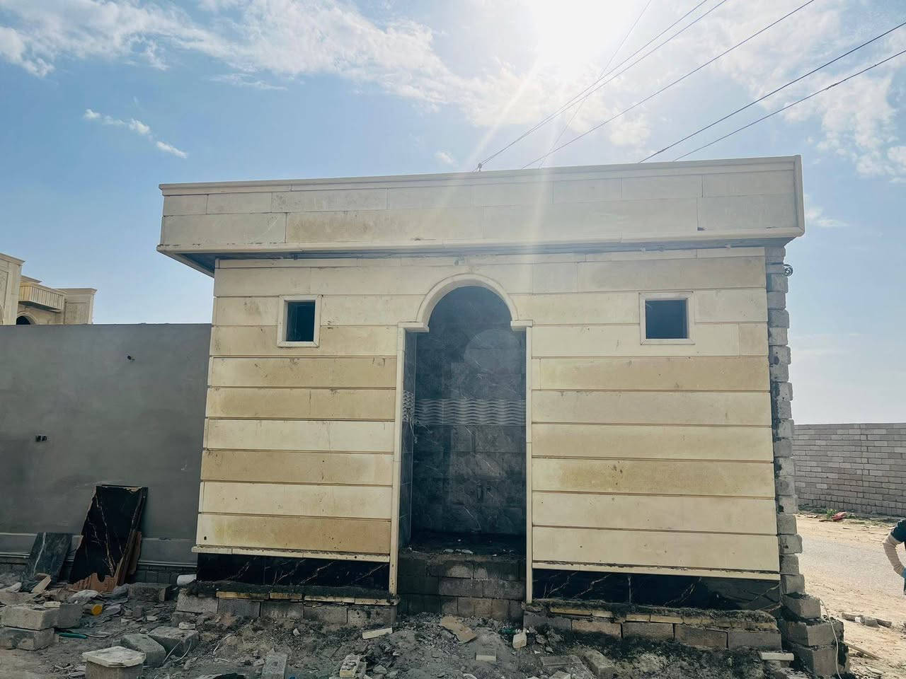 يوجد كادر حجر حلان بسعر مناسب شغل شرط هندسه من يرغب بل عمل يتصل عل خط و الخاص مفتوح ***********
