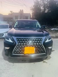 لكزز برادو gx460 موديل 2020 رقم بغداد سياره مكفوله ماشيه 100 الف سياره...