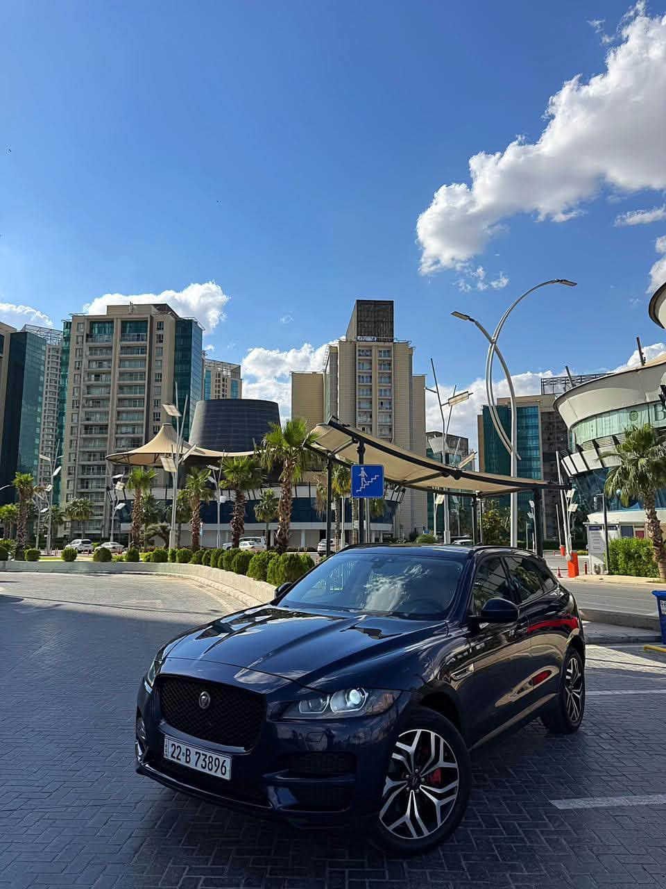 موصفاتS
Jaguatr
فول فول موصفات
120 الف مایل
واحد قطعە کلیر
بدون دواخل
کل ارباگات سلیم
٦ سلندر سوبر جارجد
مکان اربیل
سعر ١٨٩$
***********
