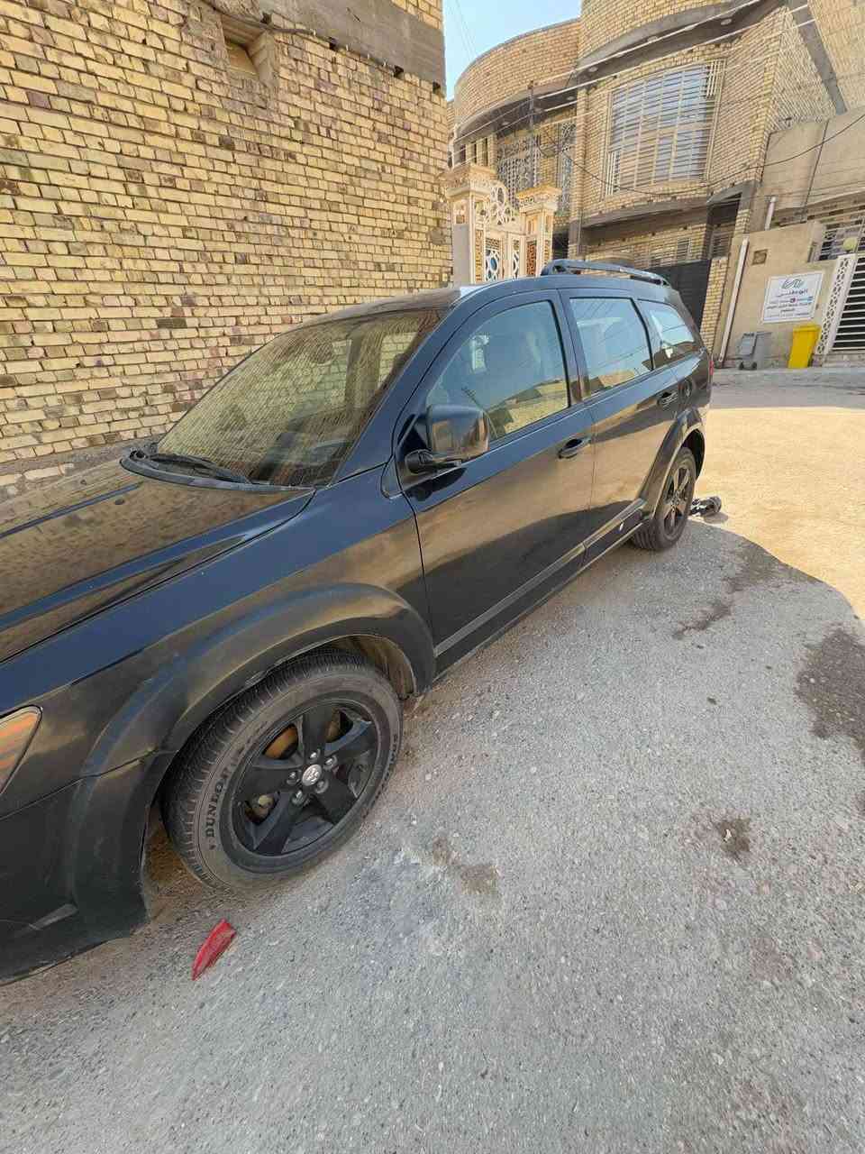 سلام عليكم جورني موديل 9 مكينه 6 سلندر سنويه لل30 باسمي حادثها جاملغ ايسر مع باب السائق بدون براكيت نقصها غاز تبريد لان بدلت الراديتر وحداديه مكانها ميسان حي الجمعيات سعر 80 للستفسار  ***********
