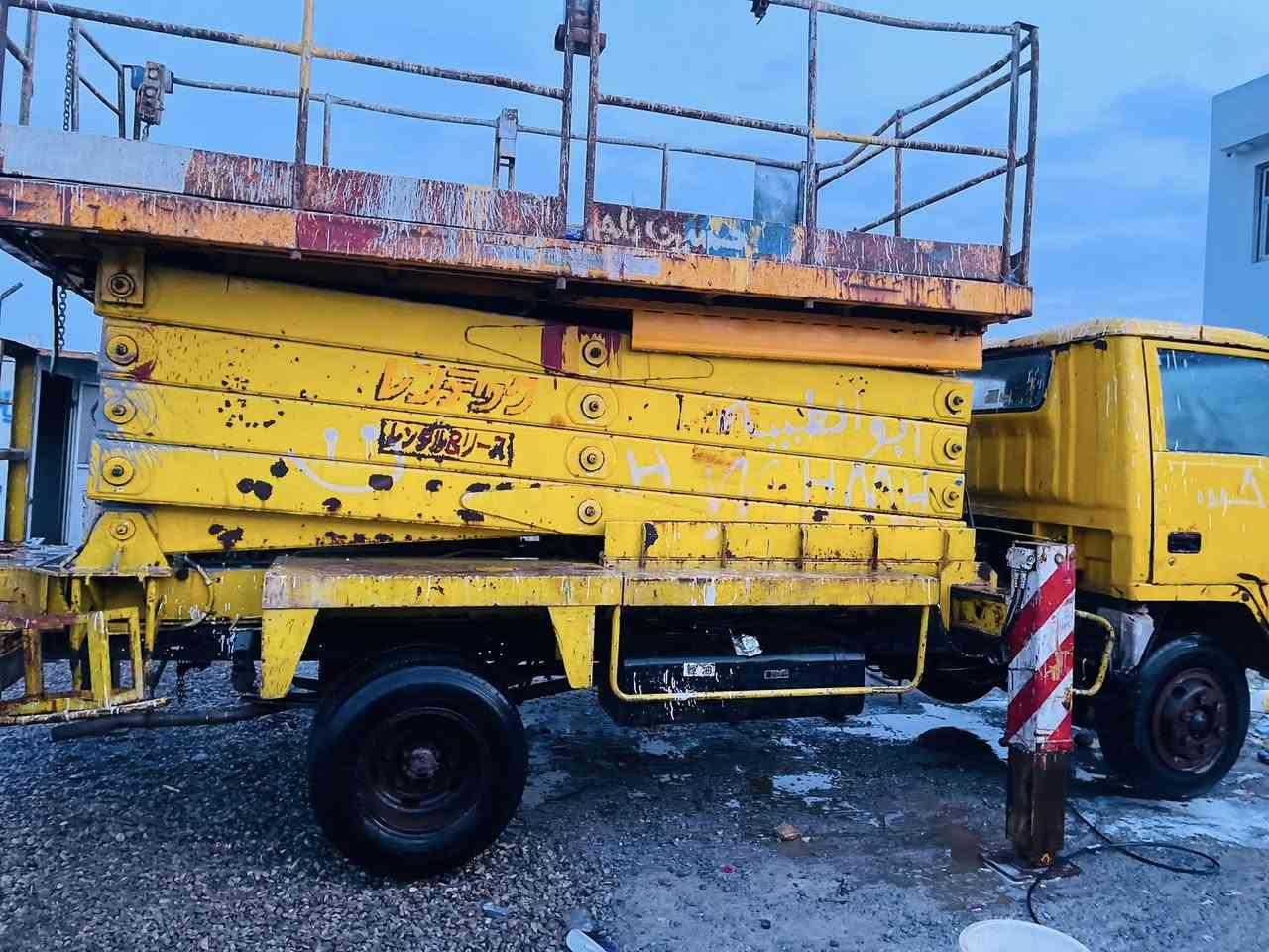 سلام عليكم باسكت كنتر عضم شغاله ترفع 16متر وقم بغداد شغاله موديل 1995 السعر 70وبيه مجال عنوان بغداد ***********
