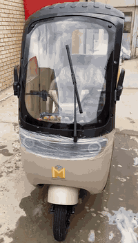 دراجه شحن للبيع ست بطاريات مسطره السعر مليون و450 جديده صالحه ثلاثه اشهر من اخذتها***********
