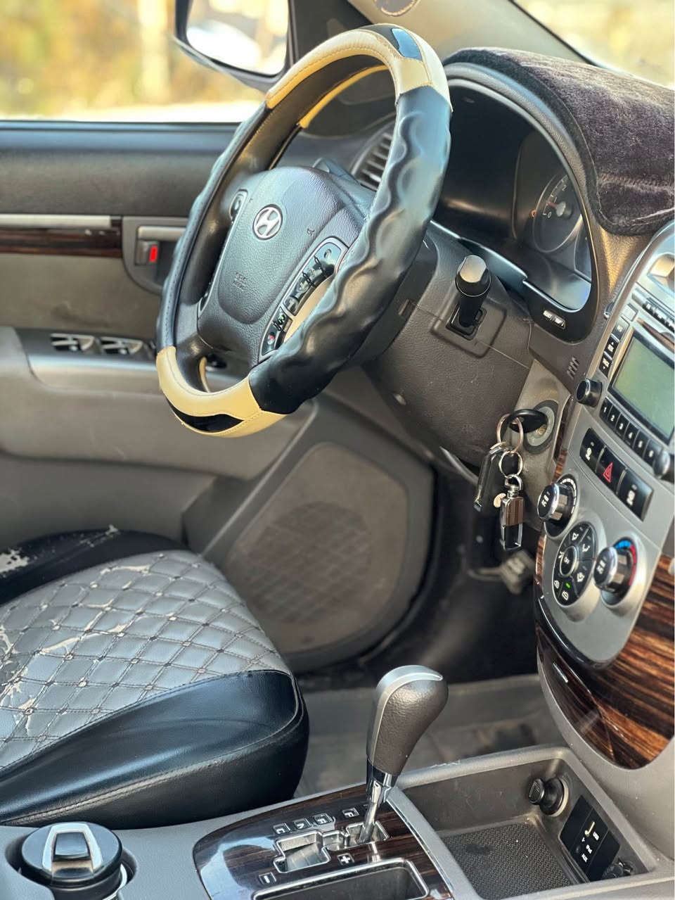 سلام عليكم سنتافي للبيع 2010 محرك 4 سلندر وارد امريكي حادث فقط باب الصندوق سيارة كامله ما ناقصة اي شي رقم بغداد سنوية 2028 تحويل مباشر سعر 138 بيه مجال بغداد شعب بوب الشام *********** الفارس, صلاح الدين
