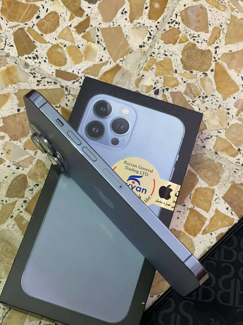 ١٣ برو ماكس الجهازه عراضه كمله الجهازه جديد مامصلحه الشراق الوسط الذكرا ١٢٨ البطاريه ٧٧ السعر ٧٠٠ لف المكان بغداد مدينه الصدر ***********
