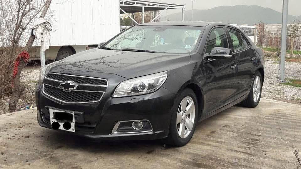 السلام عليكم 👋🏼
ماليبو موديل 2013 خليجي ⚜️
مكفولة كفالة عامة شرط قطره صبغ مابيها 
عدا مكان شبر بارد باب السايق وباقي بدون صبغ 💎
سياره على وضع شركه شرط  ✅
مواصفات LTZ فول 👇🏼
محرك 4 سلندر  
حجم محرك 2400
داخل بيجي
سلايت + بانوراما
كشنات جلد
كشنات كهربائي 
شاشة قاصه 
كاميرا دوار 
رادار امامي 
حساسات خلفي 
تحكم استيرن 
ثبيت سرعه 
مانع انزلاق 
 تبريد ثلج 🥶
تدفئة شغال
كير محرك بشرط لا صرف لا بخار كلش جديد 
تخم تايرات جديد
صدر امامي خلفي جديد  
كهربائيات كلها على وضع الشركة 
سياره مابي برغي نقص بدون مصرف جاهزه 
رقم سليمانية بسمي شرط تحويل نفس اليوم 
السعر ⇦115 ورقه و بيها مجال بسيط 💸
عنوان  ⇦ ديالى خان بني سعد 📍
الهاتف ⇦  ***********
اخوان السياره بل حقيقة كلش احلى من الصور 💯
ملاحظه السيارة رقم دولي  الجديد وليس القديم
