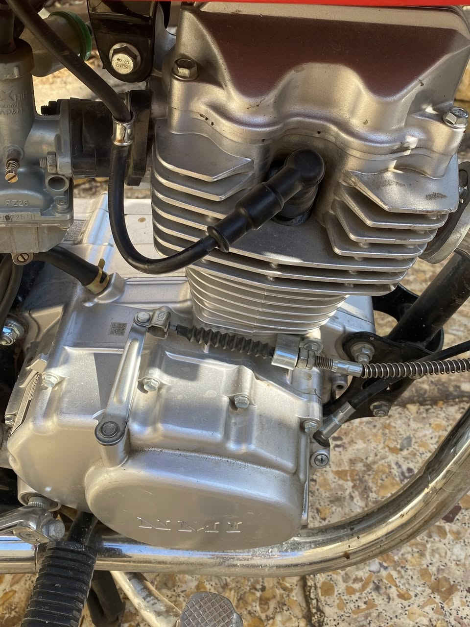 السلام وعليكم دراجه نامه تعمير الشاصي ٢٠١٠ اوراق اصولي والتعمير ٢٠٢٥ مكفوله الدراجه من كلشي وكيلها شارع بغداد كاضم ابو جواد رقم الهاتف***********
