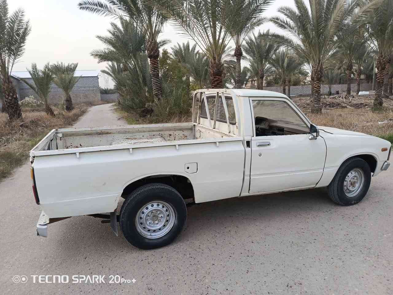 السلام عليكم  للبيع
بيكم تيوته 

موديل  80

رقم بغداد  سنويه عظم عاج 

محرك وكير  اكسل مكفول 

صدر خلفي امامي جديد 

تخم تاير  باتري جديد 

كهربائيات كله شغال 

مكاني بغداد 

السعر  18

***********
