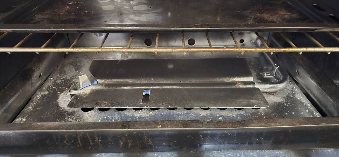 اثث بيتك بأنسب الاسعار سعار الشمال 🌹 
وصول وجبة من الطباخات المصريه نضاف حيل السعر داخل الصور 
صلاح الدين ناحية العلم قرية الربيضة خلف مدرسه سومر للبنين 
***********
يوجد خدمة توصيل داخل المحافظة فقط 🚛
