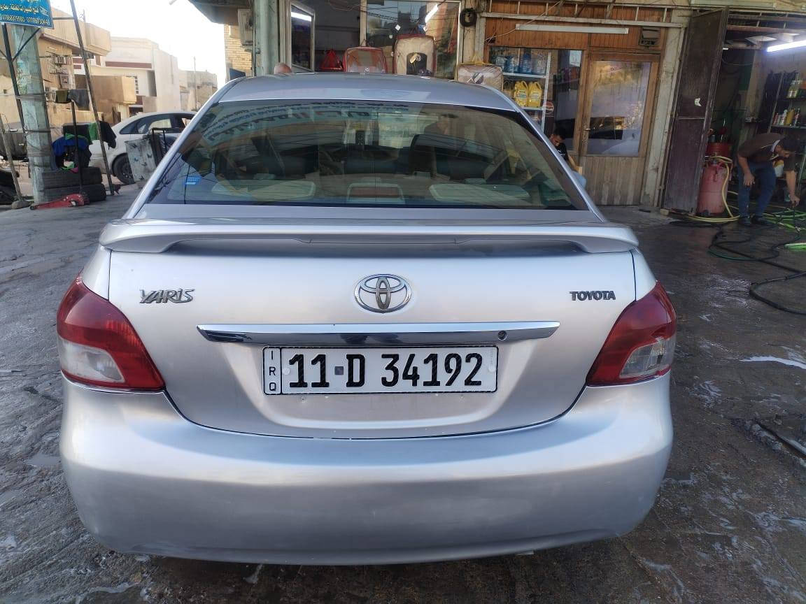 السلام عليكم يارس ٢٠٠٧ جاهزه مكينه وكير خير من الله كهربئيات شغاله تخم تاير صدر جديد غرفه حلوه مشروع سياره جاهزه مصبوغه حزام جماليه بدون ضربه سياره ترايهه حلو عضمتهه حلوه شواصيهه حلوه مكينه ١٦٠٠ سياره حلوه السعر ٧٠وبيهه مجال قليل الاتصال على ***********مكان السياره بغداد الحريه
