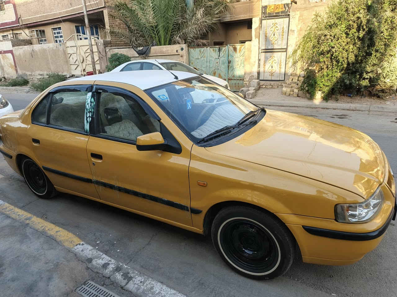 السلام عليكم سمند ٢٠١١
جاهزه مابيهه اي نقص تبريد تدفئه كله شغال معمره جديد وعندي صورهه قبل لا اعمرهه السعر 37 بغداد الحسينية
هاتف ***********
