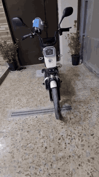 سلام عليكم دراجة شحن للبيع مكان بغداد الشعلة السعر 350 الستفسار *********** نضيفة كاملة مابيه نقص الشاحنة ولبايدر ولزنجيل
