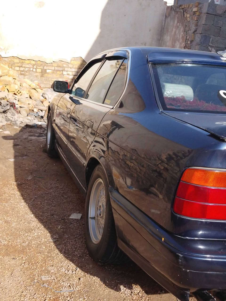 سلام عليكم عندي بي ام نظيف حجم 535. اريد مروس اوبتره كون كير اتو ماتيك ولون ابيض حسبت 55 وجوه. وهذه رقم بي تساب ***********/

