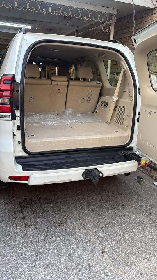 برادو 2023 
ساز TXS 
مكفوله 
ماشيه 20 الف 
السعر 49 الف 
موجوده باليرموك اربع شوارع 
الاتصال ***********
وتساب ***********
