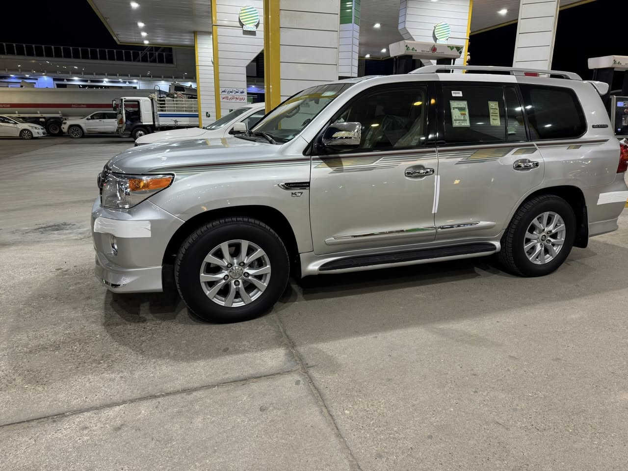 الاندكروز2011ستينيه بريم اصل ام ديفيدي 8سلندر4600سياره بيها بس شريط طابع فقط البقيه كفاله سياره كلش جاهزه وجديده ماشيه 205ما متعوبه مكان سياره ميسان العماره ***********
