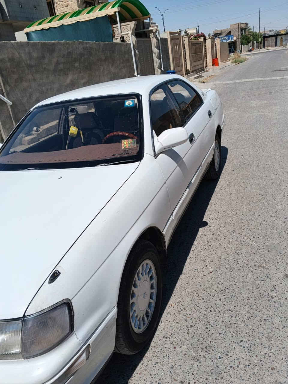 السلام عليكم مكلف بالنشر للبيع بطه موديل 95 بدون كص رقم نينوى دولي باسم صاحبها سنويه جديده صدر وتواير جدد محرك وكير شرط تبريد شغال كهربائيات كلها شغاله شرط التحويل  السونار بالمنشور السعر 52 وبيها مجال للاستفسار الاتصال***********
