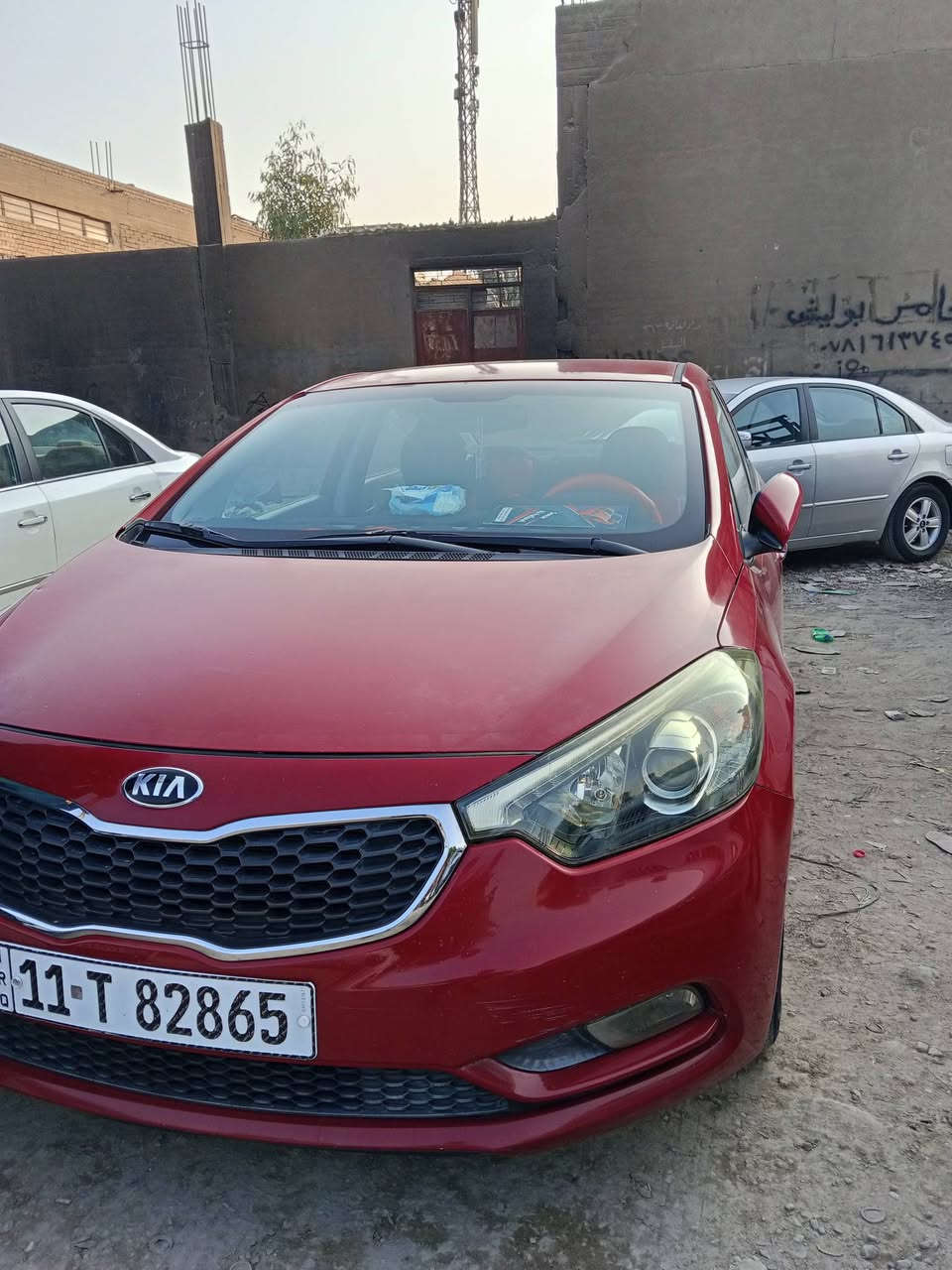 السلام عليكم
للبيع سيراتو 2016 خليجيه مكفوله 
المحرك 1600 دوش 
جاهزه السياره من الاخير حداديه تخم تاير باتري متصرف عليها ولا ربع للمعلومه السياره بيها جراد قماره وجنطه وبنيد مو تجي يمي وتضل تبجي ماكتلي بيها جراد السياره حليوه ونسائيه السعر 120$ وبيها مجال ***********
