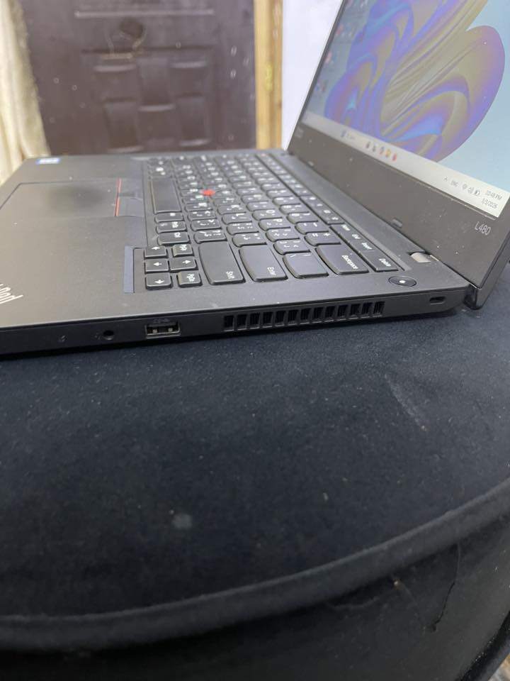 السلام عليكم لابتوب حجم ١٤ للبيع ب٢٣٠   ممتواجد ع فيس مكاني بغداد ***********
